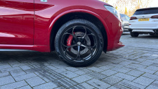 Alfa Romeo Stelvio 2.9 V6 BiTurbo 510 Quadrifoglio 5dr Auto Petrol Estate